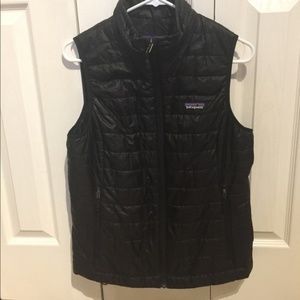 Patagonia black nano-puff vest